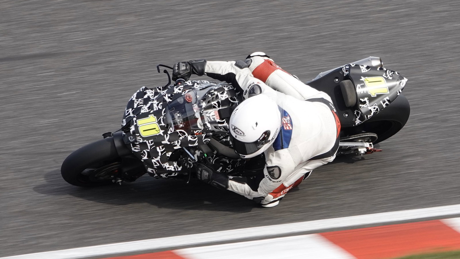 2020 Honda Fireblade testing